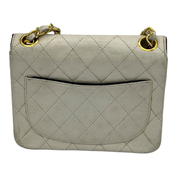 Chanel Vintage White Square Single Flap Bag - Picture 3 of 8